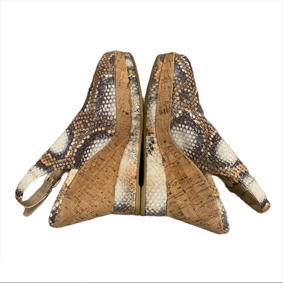 STUART WEITZMAN Snake Embossed Leather Cork Wedges - Picture 4 of 7